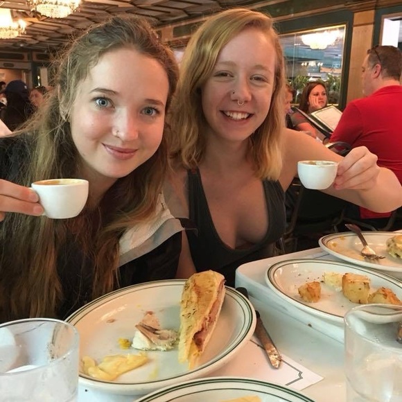 Meet your Posher, Emma - Picture 1 of 1